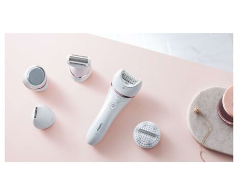 Series 8000 Epilator with 9 Accessories